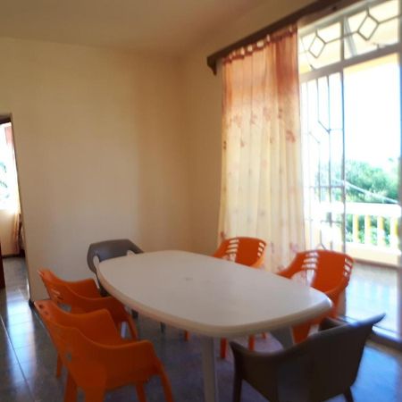 Allamanda Apartments - 100M Bain Boeuf Beach Dış mekan fotoğraf